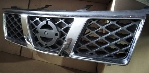 Parrilla Frontal Nissan X Trail 2001/07 Usada Original