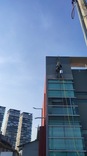 Servicio De Mantenimiento Industrial Y Residencial