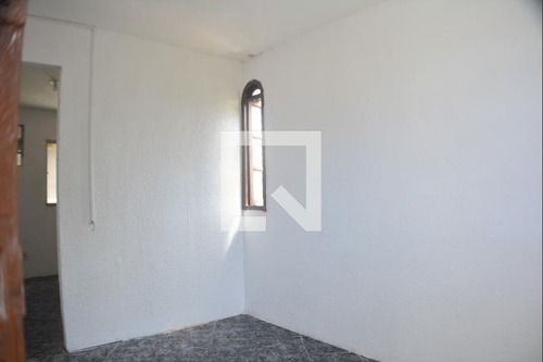 Imagem 9 de 15 de Casa Para Aluguel - Itapuã, 1 Quarto, 42 M² - 893642447