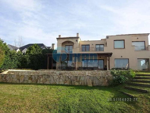 Imagen 5 de 25 de Bajo De Precio La Isla - Casa Venta Usd 1.950.000