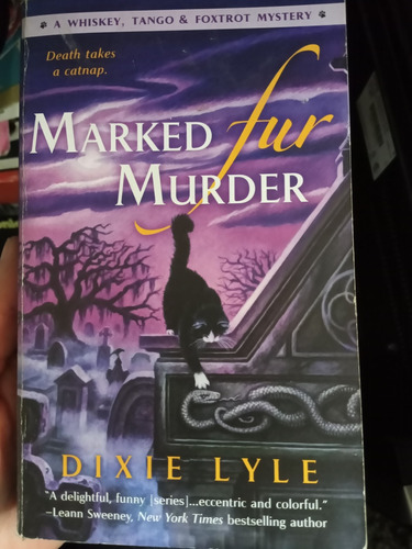 Marked Fur Murder Dixie Lyle Ed St Martin Idioma Ingles