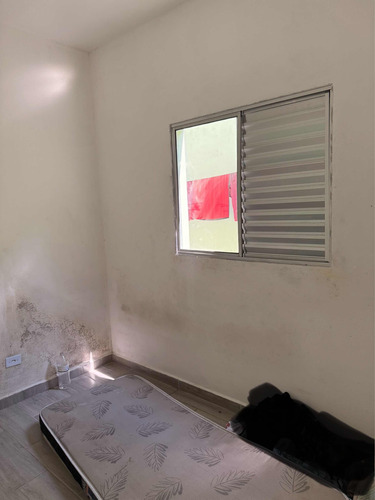 Casa Com 2 Quartos,1 Banheiro