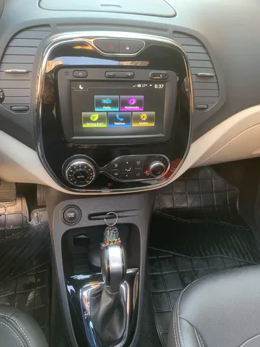 Renault Captur 2.0 Intens Automática