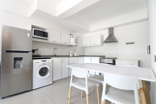 Alquiler - Dp 2 Ambientes En Flores 52 M²