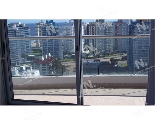 Imagen 3 de 13 de Hermoso Departamento En Venta, Zona De La Brava. - Punta Del Este Brava