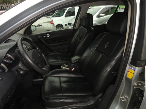 Imagem 15 de 18 de Renaul Megane Grand Tour 2.0 Dynamique Aut.