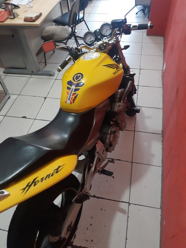 Honda Hornet Amarela 2006 Em Otimo Est De Conserv .raridade