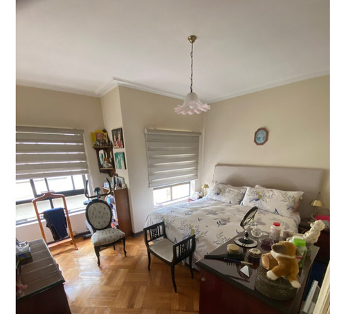 Vendo 2 Excelentes/amplios Deptos Antiguos Pero Remodelados