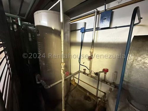 Hotel Activo 7 Pisos En Venta Sabana Grande I