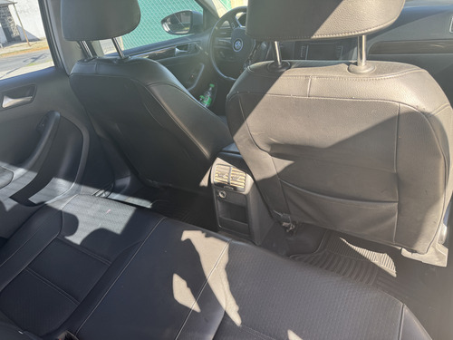 Volkswagen Vento 2.5 Advance Plus 170cv