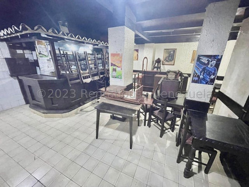 Edificio / Hotel Comercial ( 9 Pisos / A Remodelar ) Venta La Candelaria Mls - 24-12325