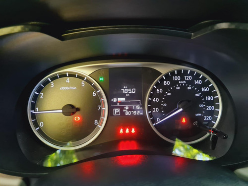 Nissan Versa Sense 1.6 16V Flex Aut.