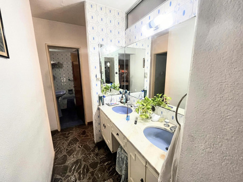 Venta Casa En Primer Piso Quincho Completo Con Pileta En Terraza Apto Crédito En Zona Sur