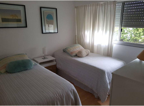 Departamento - Playa Mansa