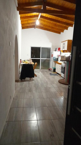 Casa En Venta - 2 Dormitorios 1 Baño 1 Cochera - 300mts2 - Terravista