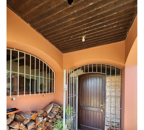 Hermosa Casa En Solymar De 3 Dormitorios Y 2 Baños A Pasos De La Playa Y Demas Servicios.