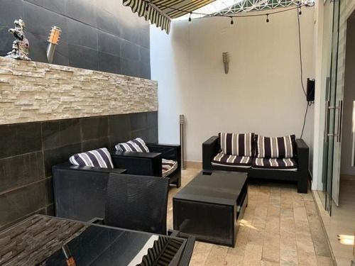 Imagen 1 de 14 de Casa En Venta Ubicada Al Este De Barquisimeto