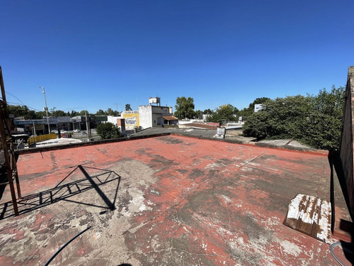 Imagen 10 de 13 de Venta - Oportunidad Local En Zona Comercial