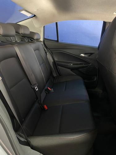 Chevrolet Onix 1.0T Premier Red Line At