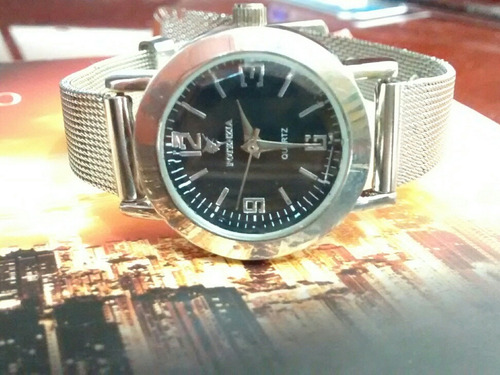 Relógio Feminino Prateado Delicado Lindo E Elegante