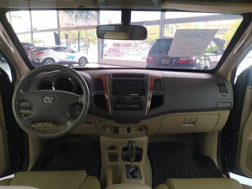Imagen 8 de 9 de Toyota Fortuner Blindada