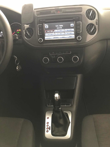 Imagen 14 de 15 de Volkswagen Tiguan 2014 2.0 Sport&style Paq Nave At