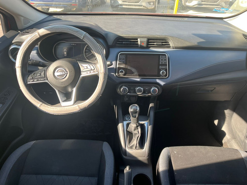 Nissan Versa 1.6 Advance Mt