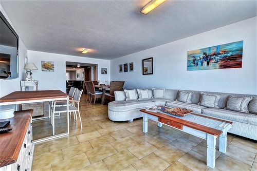 Venta De Apartamento 3 Dormitorios En Playa Mansa