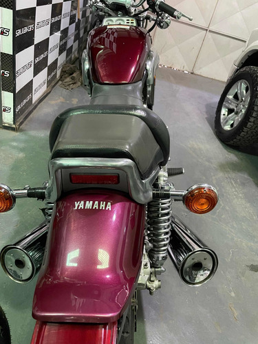 Imagen 7 de 12 de Yamaha Vmax 1200