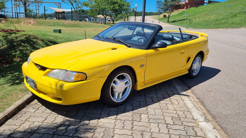Mustang V8 Conversível