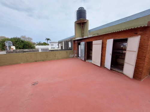 Casa En Venta 3 Dormitorios Terraza Y Quincho Rosario