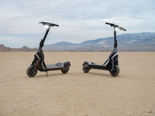 Scooter Monopatín Eléctrico Segway Gt2 Doble Motor 70 Km/h