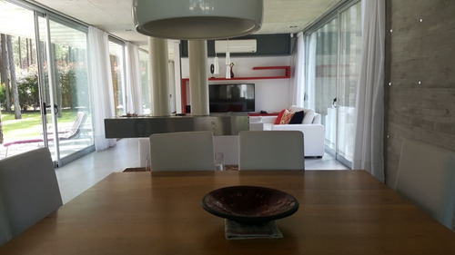 Imagen 21 de 30 de Casa 5 Ambientes. Primera Calidad. Pinamar Norte