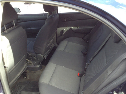 Chevrolet Aveo Sedan Full 2010