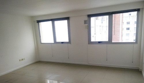Imagen 7 de 12 de Oficina En Venta En Centro
