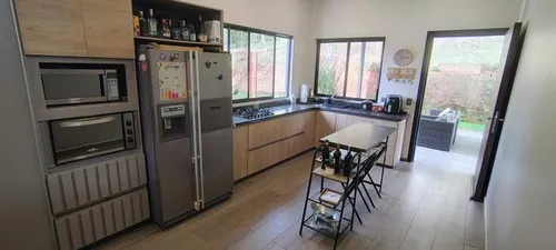 Casa Remodelada En Guarne