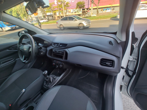 Chevrolet Onix 1.0 5p marchas