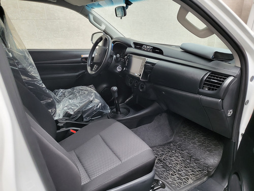 Toyota Hilux 2.4 Cs Dx 150cv 4x2