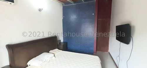 Imagen 8 de 30 de Casa Quinta En Venta En Urbanismo Privado De Quibor 0.4.2.4.5.9.3.7.5.4.2/ Cuenta Con Piscina, Vigilancia Las 24 Horas Del Dia, Cancha Deportiva, Caney