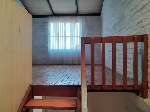 Venta Casa 3 Pisos. A Pasos Metro Elisa Correa