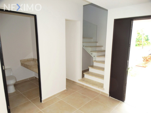 Imagen 4 de 28 de Casa En Renta Izamal Residencial, Polígono Sur, Cancún