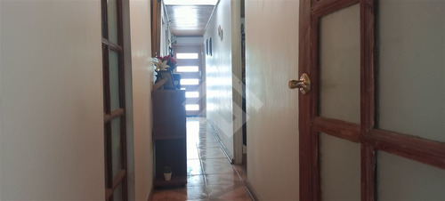 Casa En Venta De 3 Dorm Con Local Comercial En Padre Hurtado