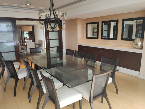 Departamento De 4 Rec. Con Hermosas Vistas. Lomas Country Cl