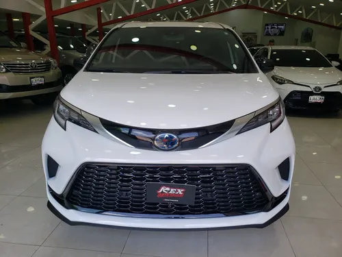 Toyota Siena Xse Hibrido