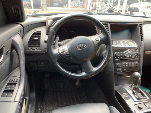 Imagen 8 de 12 de Infiniti Qx70 3.7 Seduction At