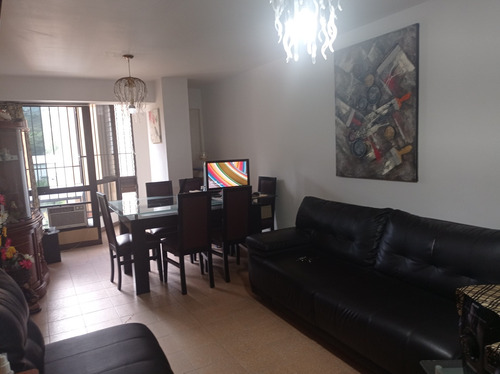 Imagen 5 de 11 de En Venta Apartamento 78m2 3h/2b/1e La Vaquera Guarenas 0894