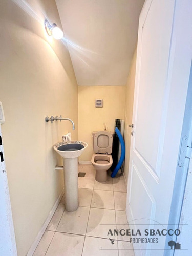 Excelente Casa En San Joaquín.