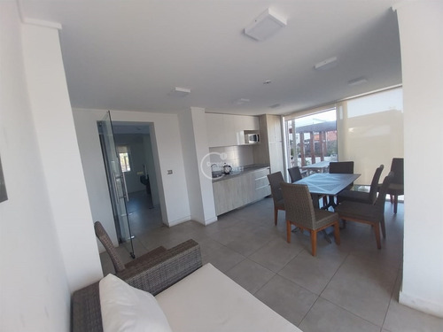 Venta Departamento En Concón, 1 Dormitorio, Estacionamiento.