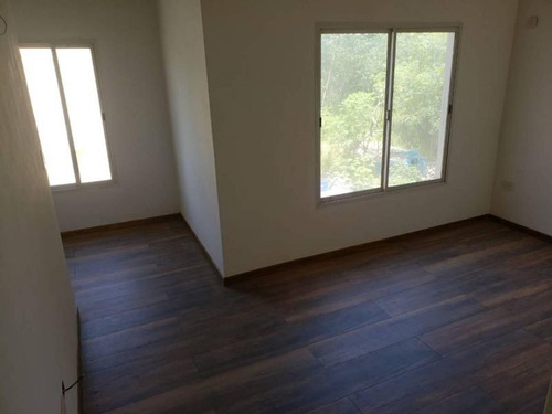 Imagen 11 de 19 de Duplex 3 Ambientes Con Cochera Y Patio Financiado