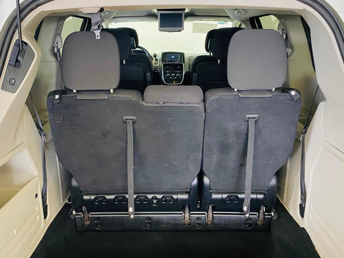 Imagen 6 de 15 de Dodge Grand Caravan 2019 3.7 Sxt+ At
